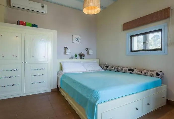 Alegria فيلة سكوبيلوس تاون